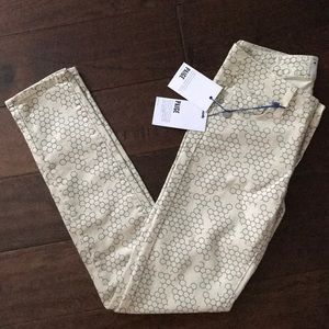 New Paige Jeans Verdugo Ultra Skinny Stretch 24